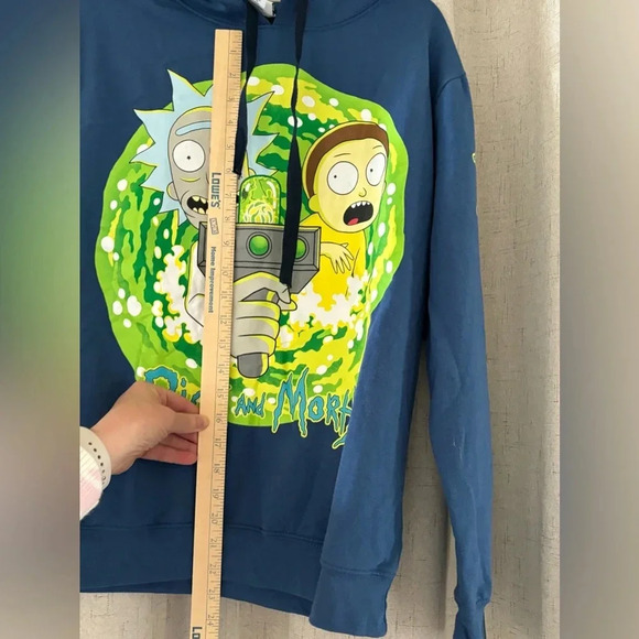 Rick and Morty Mad Scientist Blue Hoodie
Multi Print Sweatshirt Junior Size L. - Picture 9 of 9